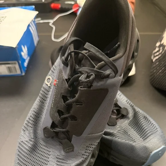 On Running Black and Gray Men's Sneakers - Picture 4 of 4